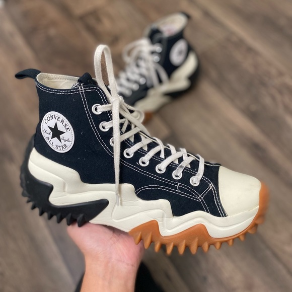 Converse Size 9.5 Run Star Motion Black, Gum Honey - Picture 2 of 7